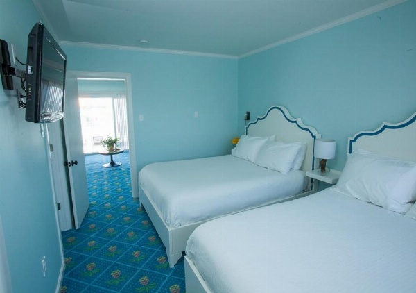 Beach Shack image 8